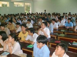 Các trường đại học ngoài công lập vẫn được mở ngành đào tạo sư phạm, luật và báo chí.