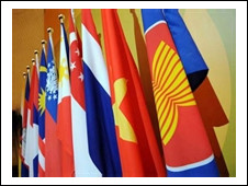 Asean sẽ "phấn đấu đạt COC" (Bộ Quy tắc ứng xử: Code of Conduct)