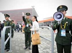 Hội chợ Triển lãm toàn cầu Thượng Hải  trước ngày khai trương (AFP)