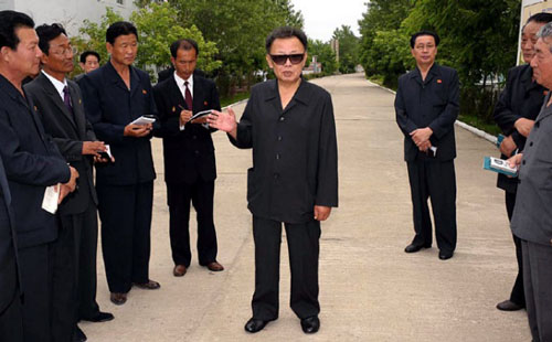 Ông Kim Jong-il rất ít khi xuất hiện trước công chúng và báo giớ.Ảnh: AP