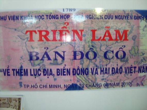 Cuộc triển lãm bản đồ cổ của nhà nghiên cứu Nguyễn Đình Đầu bị dẹp bỏ nhường chỗ cho cuộc thi... “Gặp gỡ Thượng Hải” ở Thư viện KHTH TP HCM. Than ôi!. Ảnh: ĐTB.