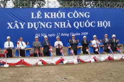 Hãy dùng khoản ngân sách hàng năm dành cho Quốc hội – hàng ngàn tỷ đồng – để mở và duy trì mấy cái nhà thương làm phúc.