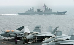 Chiến hạm Nam Hàn tập trận chung với Hoa Kỳ tháng 8/2010. Korea-web