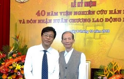 GS. Trần Nghĩa (trái) và Nguyễn Xuân Diện